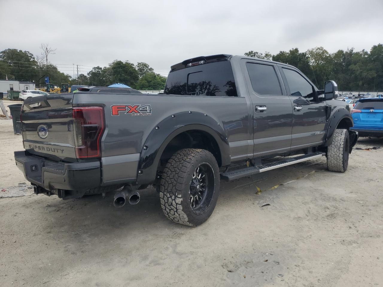 FORD F-250 SUPER DUTY