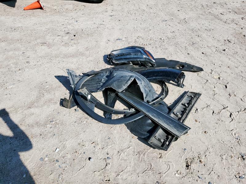 2021 HONDA PILOT TOUR - 5FNYF5H68MB013416