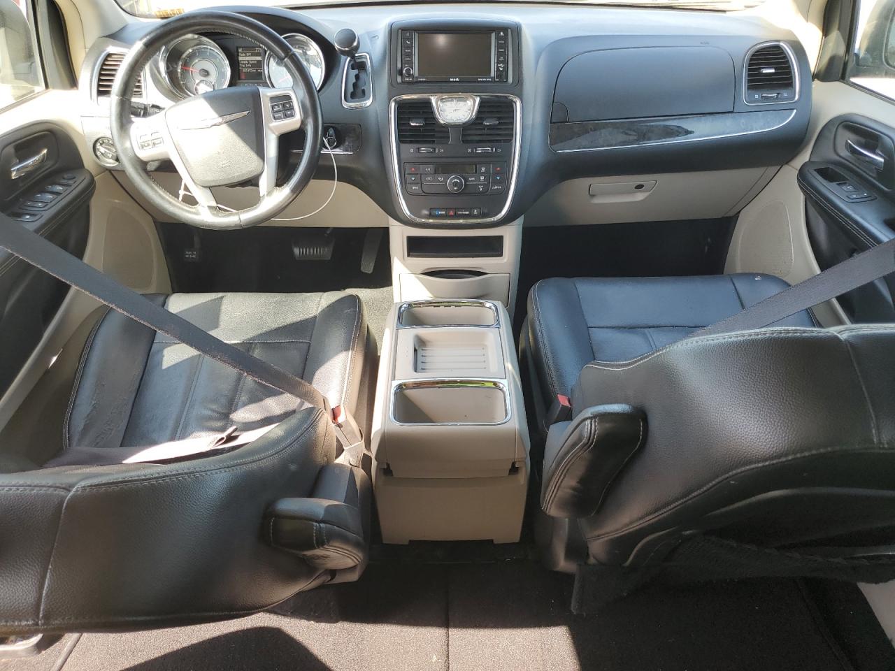 CHRYSLER TOWN & COUNTRY TOURING