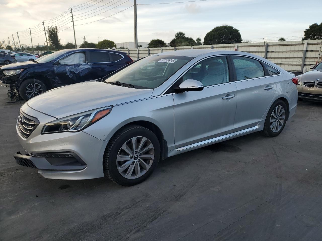 HYUNDAI SONATA SPORT