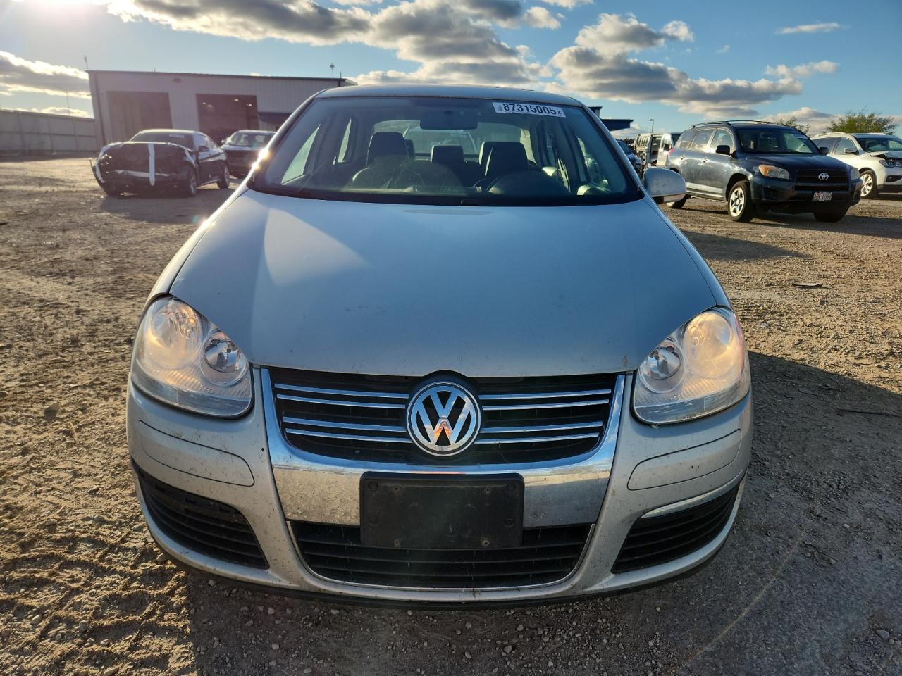 VOLKSWAGEN JETTA SE