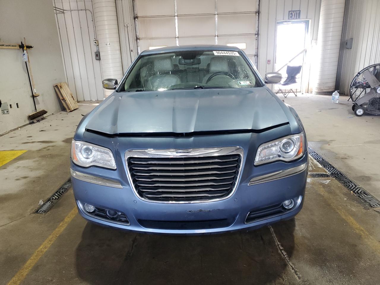 Lot #3315961113 2011 CHRYSLER 300 LIMITE