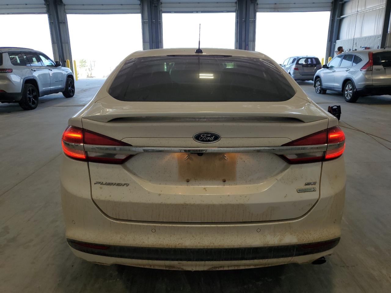FORD FUSION SE