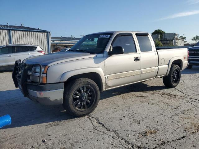 Global Auto Auctions: 2004 CHEVROLET SILVERADO K1500