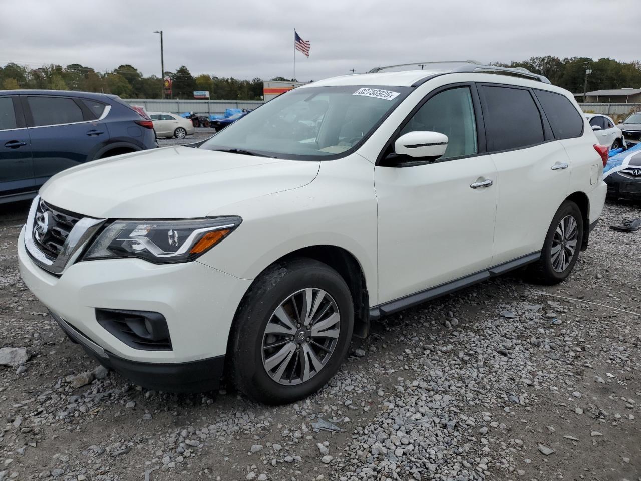 Lot #3282424304 2017 NISSAN PATHFINDER