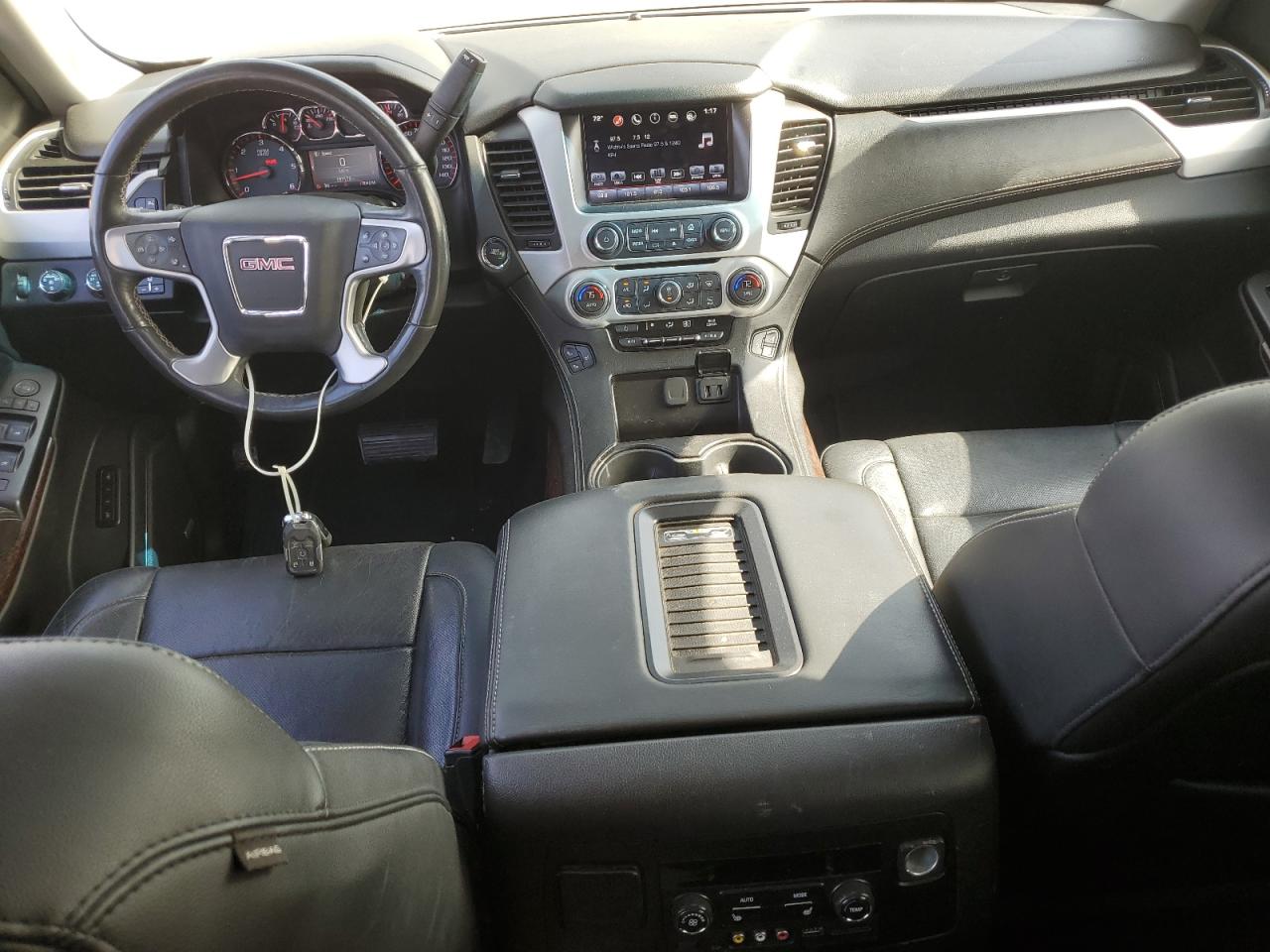 GMC YUKON SLT