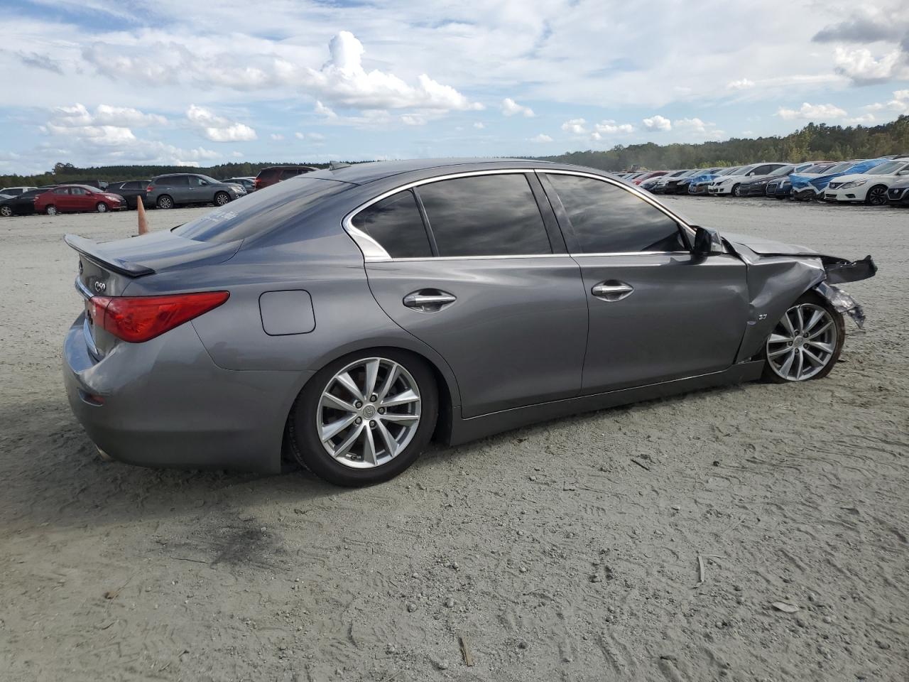 INFINITI Q50 BASE