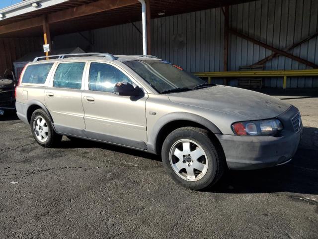 2001 VOLVO V70 XC #3292867575