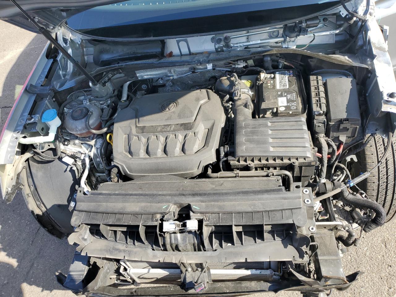 VOLKSWAGEN TIGUAN SE