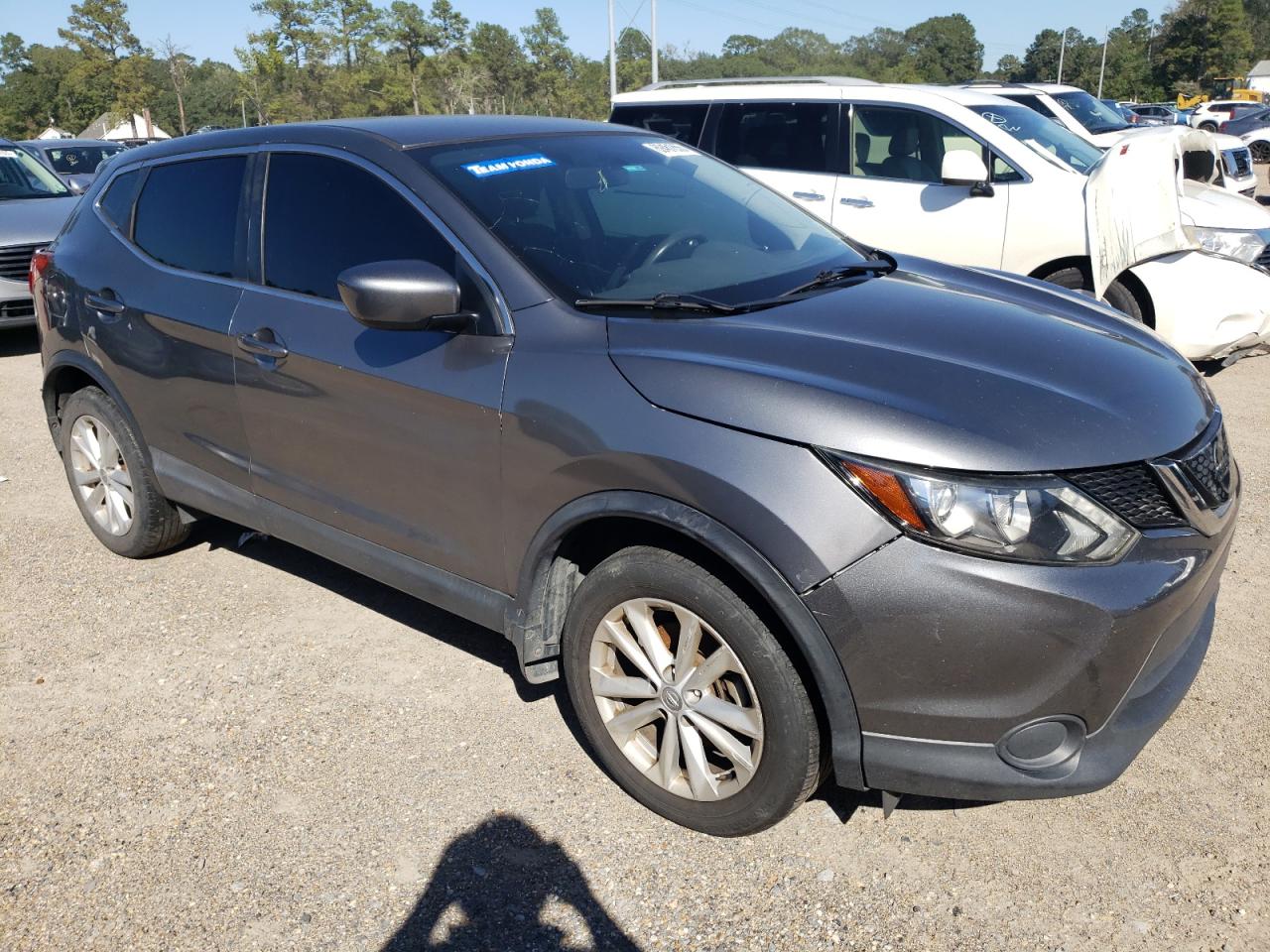 NISSAN ROGUE SPORT S
