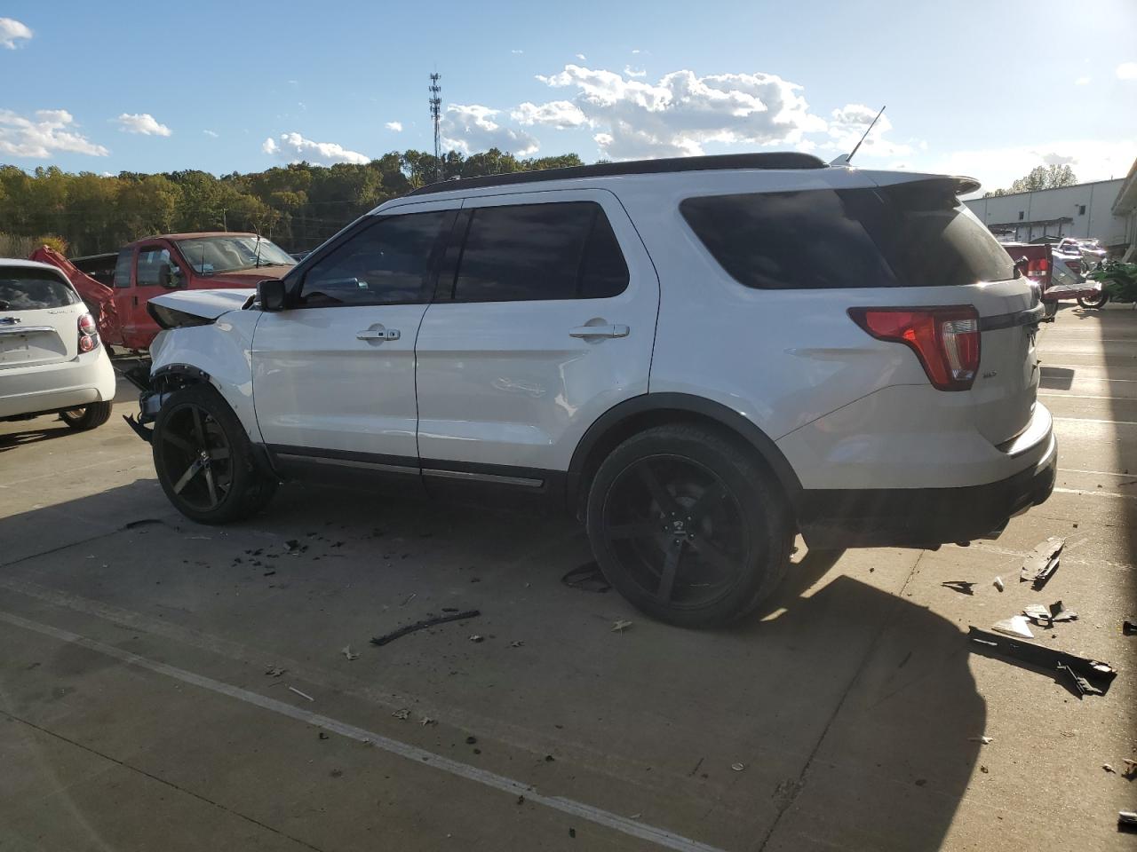 FORD EXPLORER XLT
