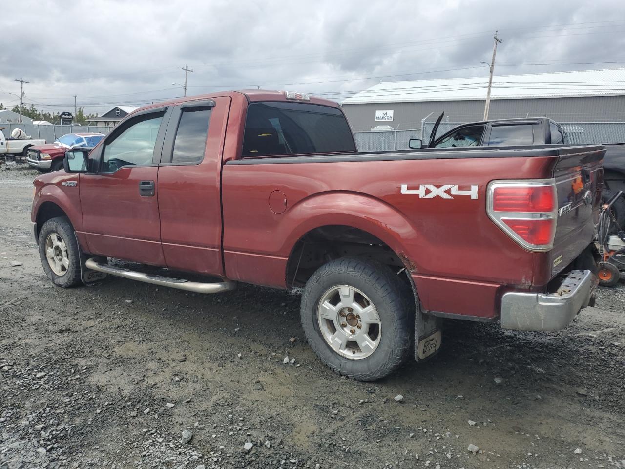 FORD F-150 SUPER CAB