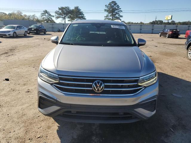 2022 VOLKSWAGEN TIGUAN SE - 3VV3B7AX6NM033649