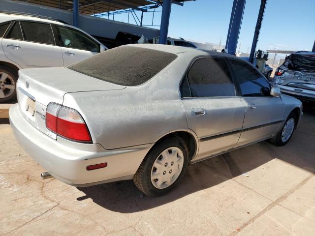 1996 HONDA ACCORD LX #3316181889