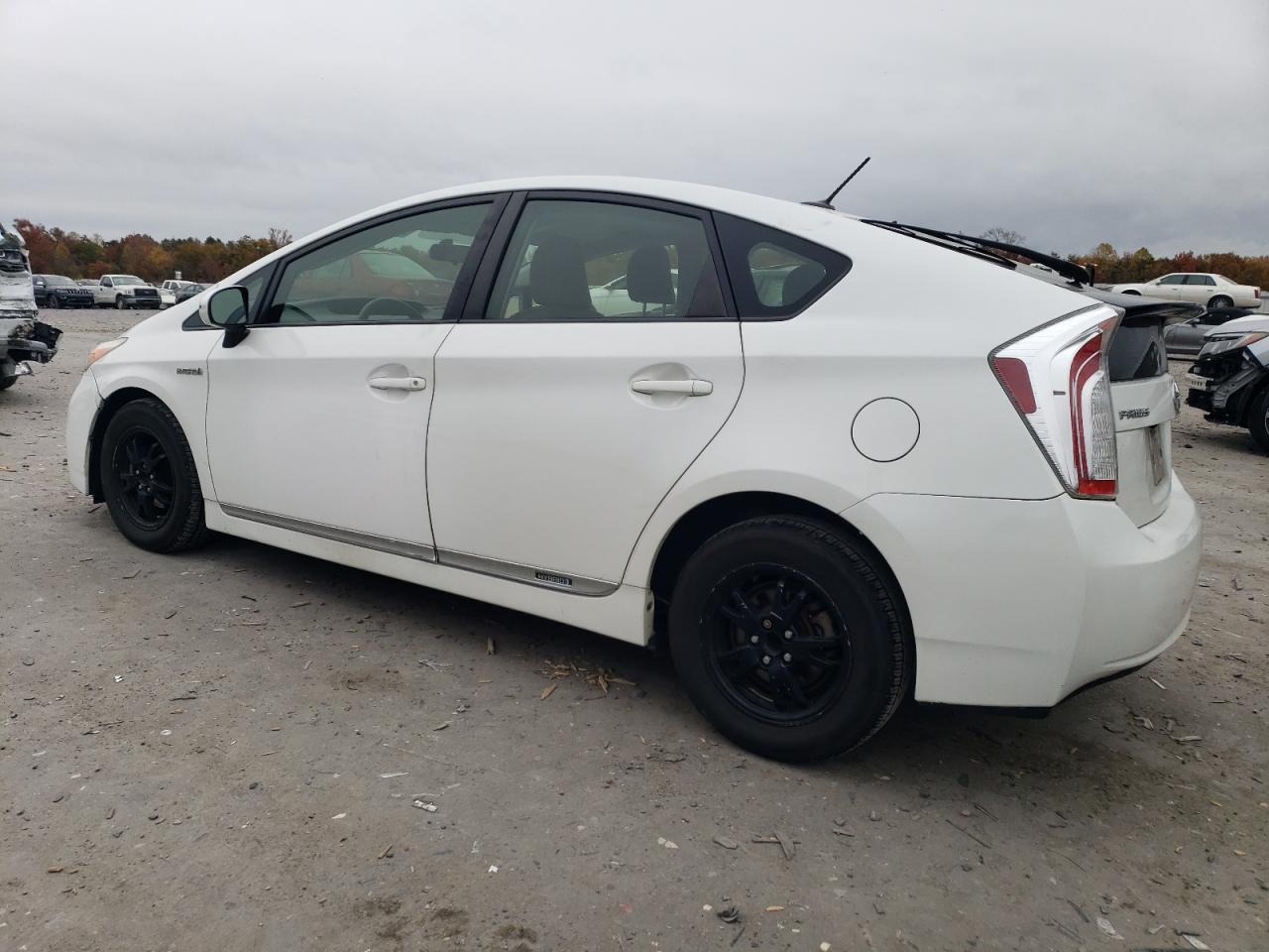 TOYOTA PRIUS