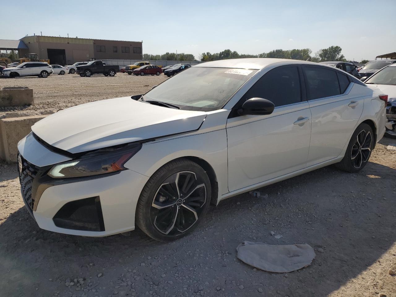 NISSAN ALTIMA SR