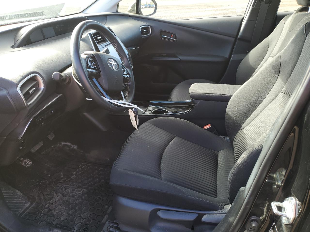 TOYOTA PRIUS PRIME LE