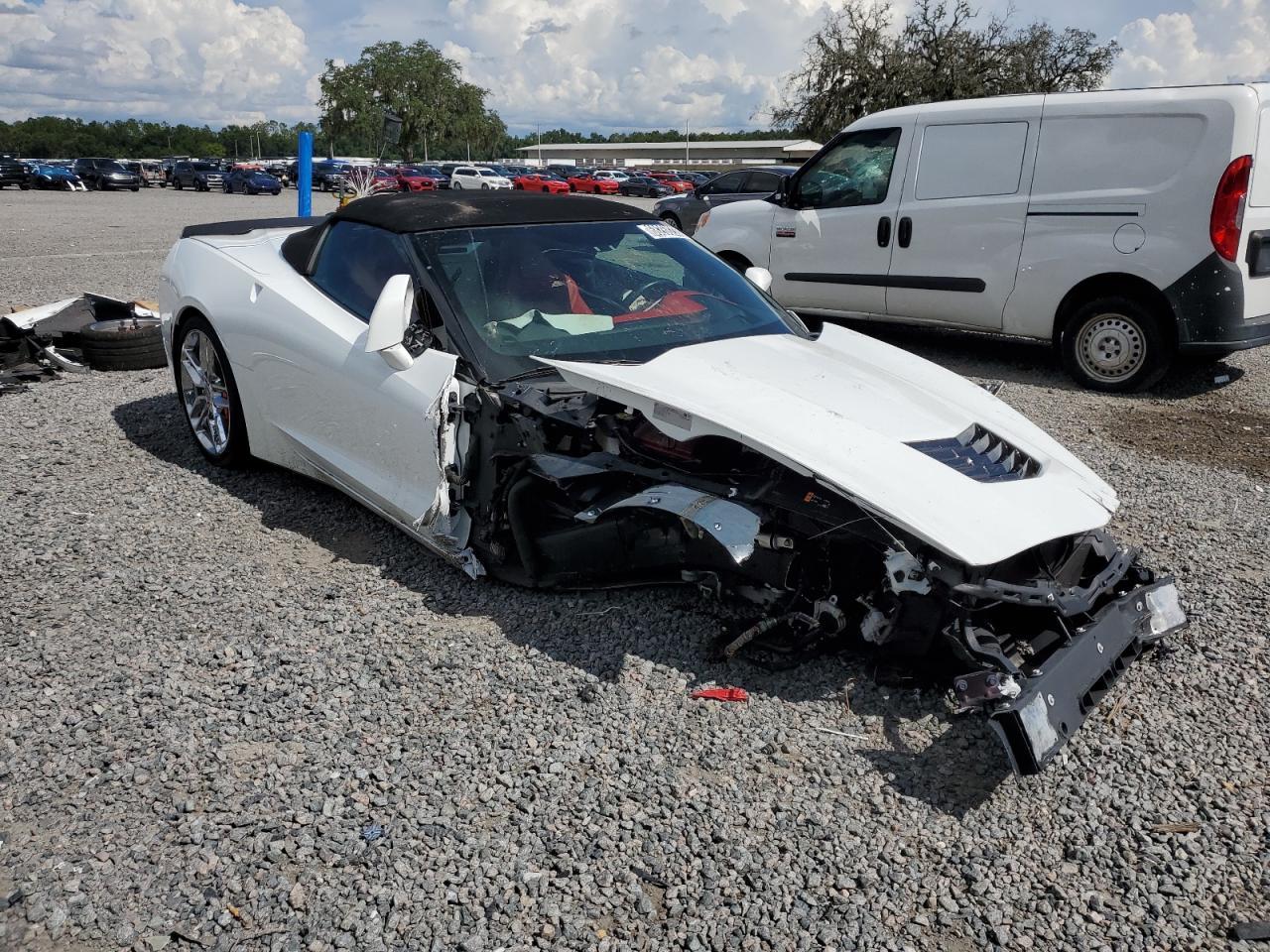 CHEVROLET CORVETTE STINGRAY 2LT
