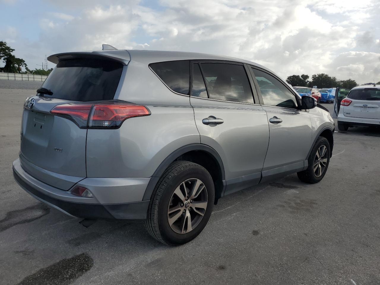 TOYOTA RAV4 ADVENTURE