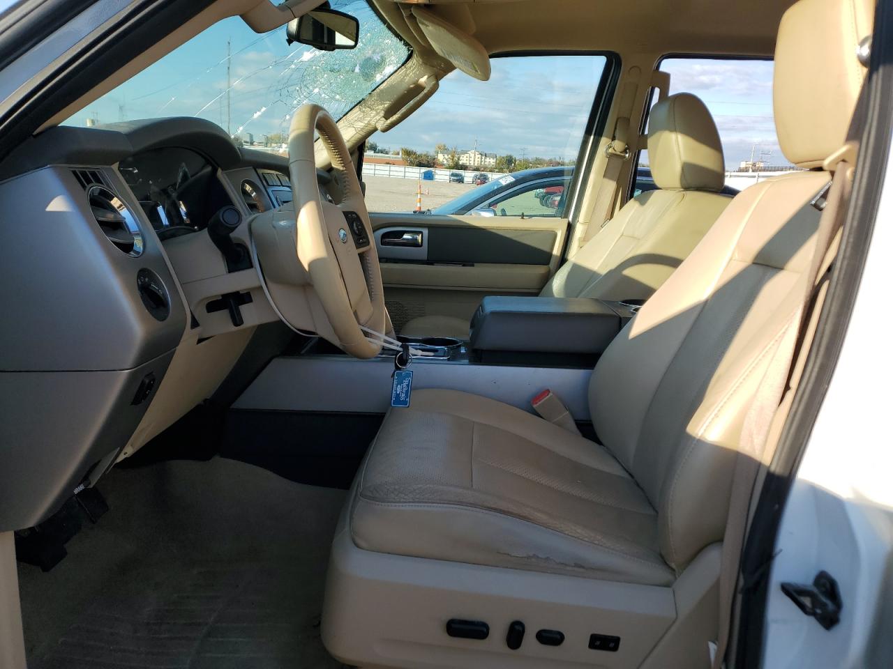 FORD EXPEDITION EL XLT