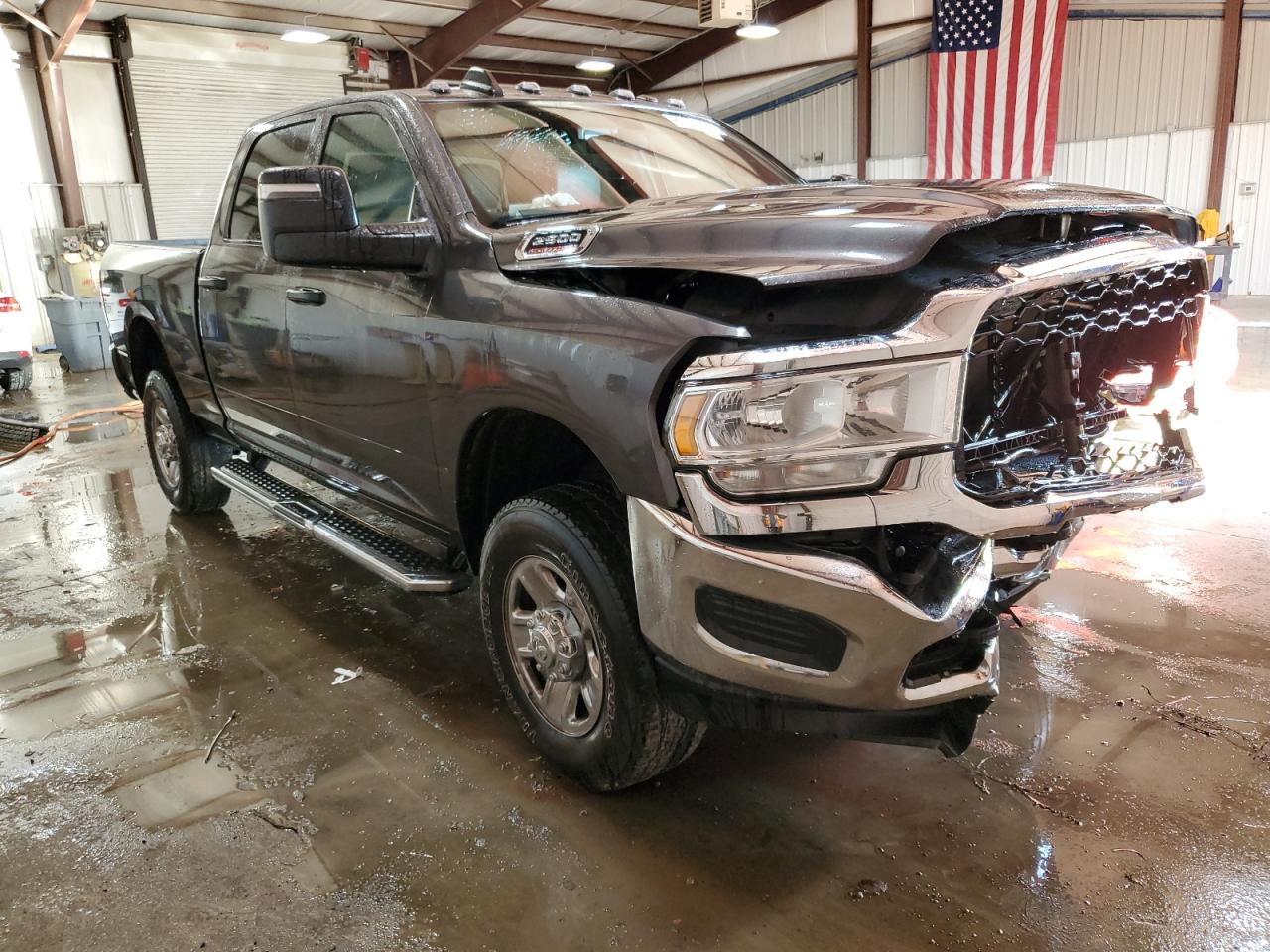 RAM 2500 TRADESMAN