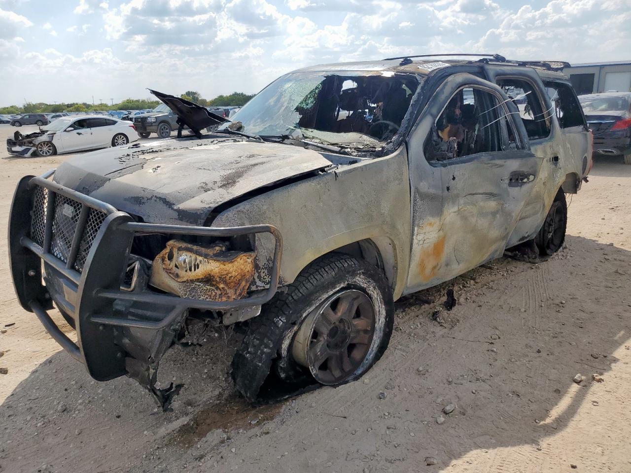 CHEVROLET TAHOE C1500 LT