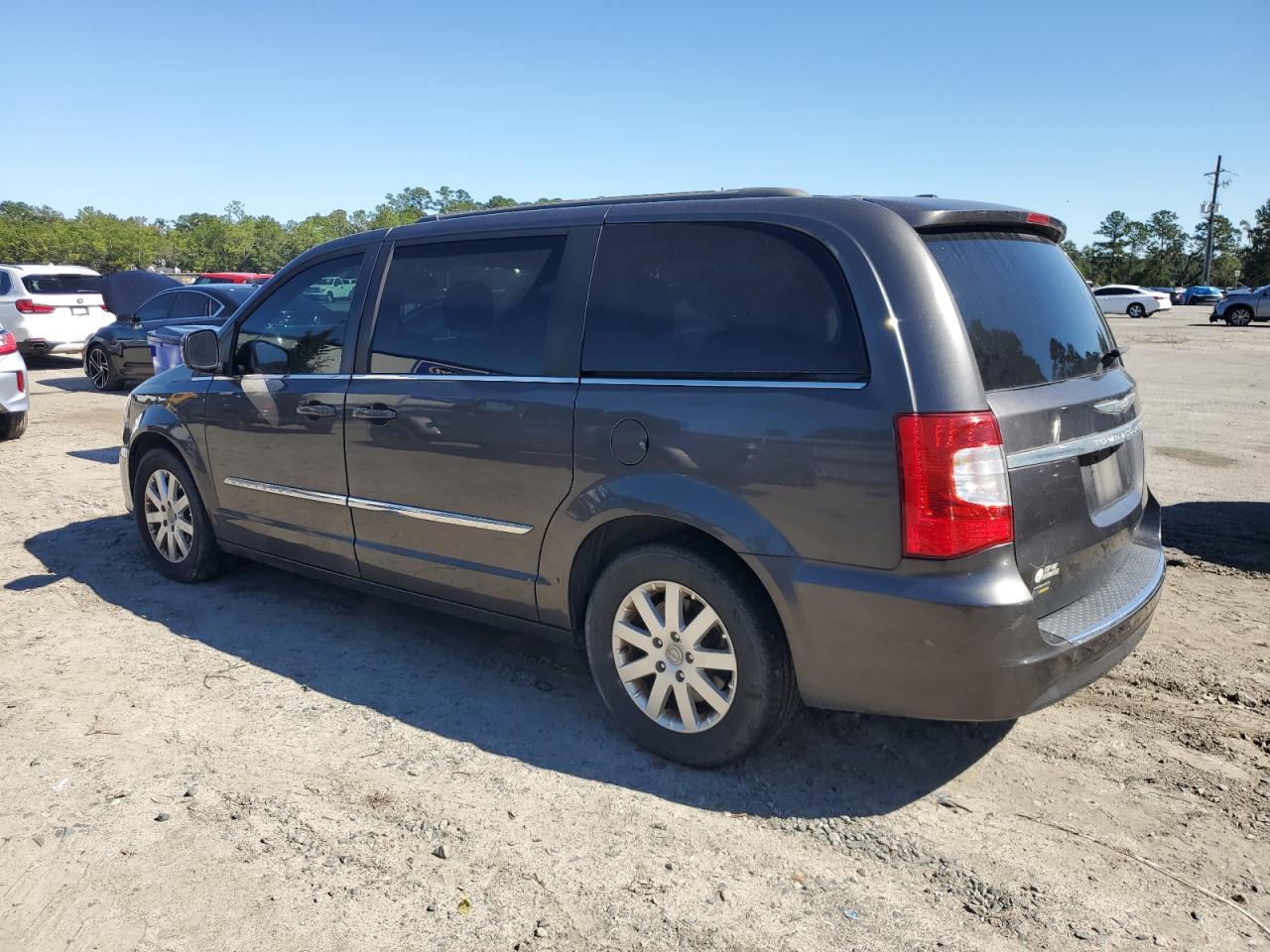 CHRYSLER TOWN & COUNTRY TOURING