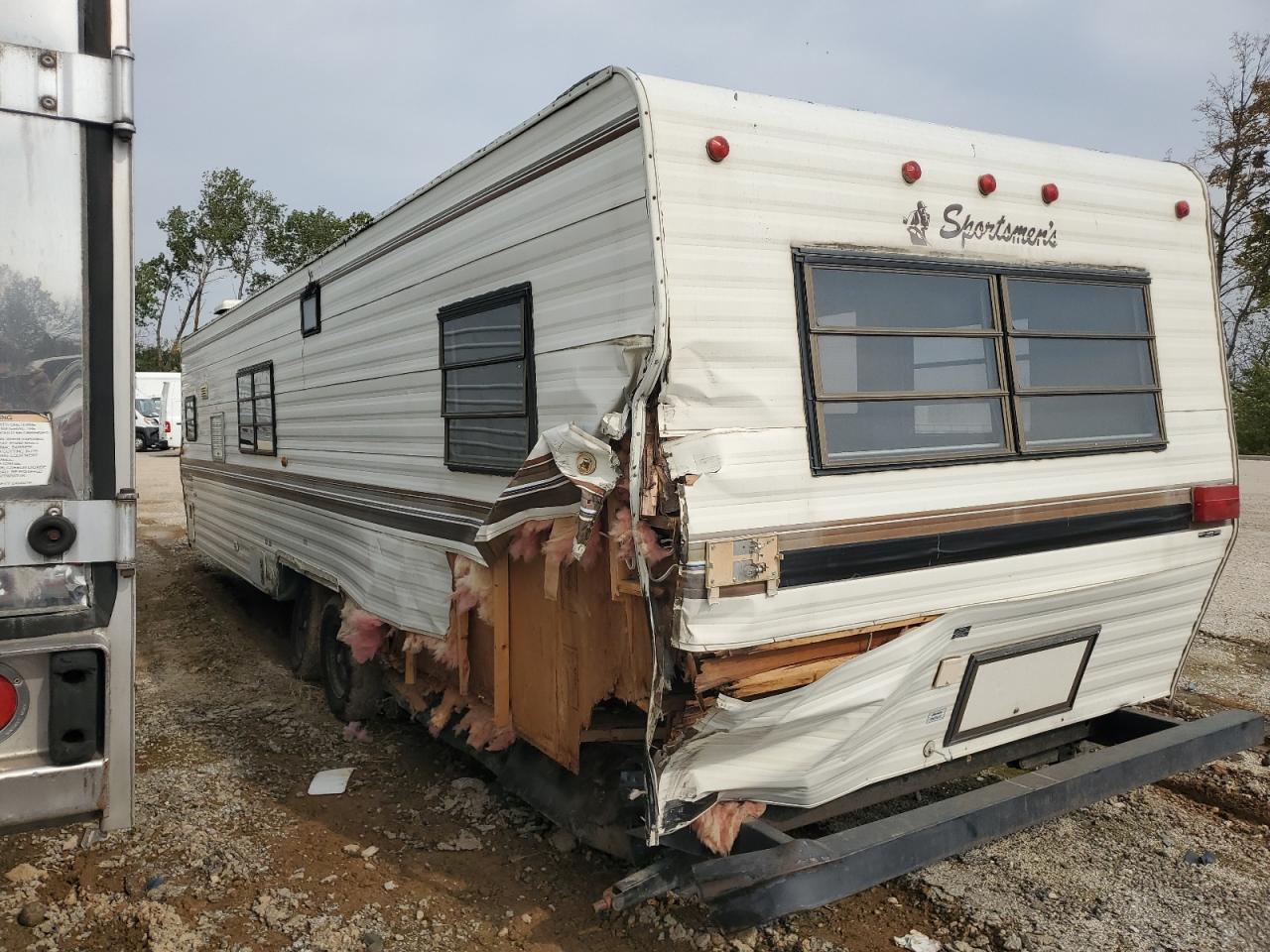 Lot #3278667756 1988 COACHMAN OTHER