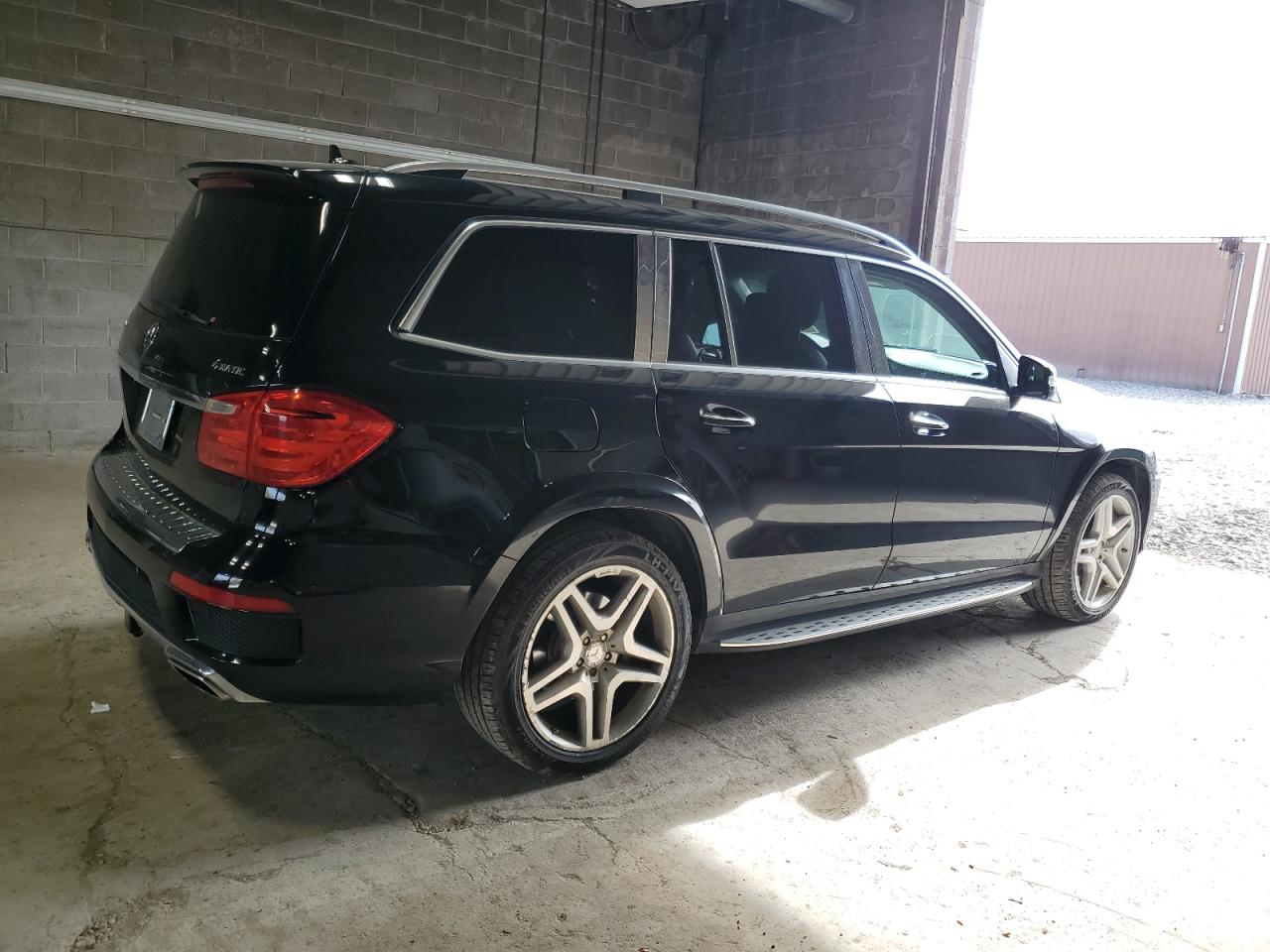 MERCEDES-BENZ GL-CLASS 550 4MATIC