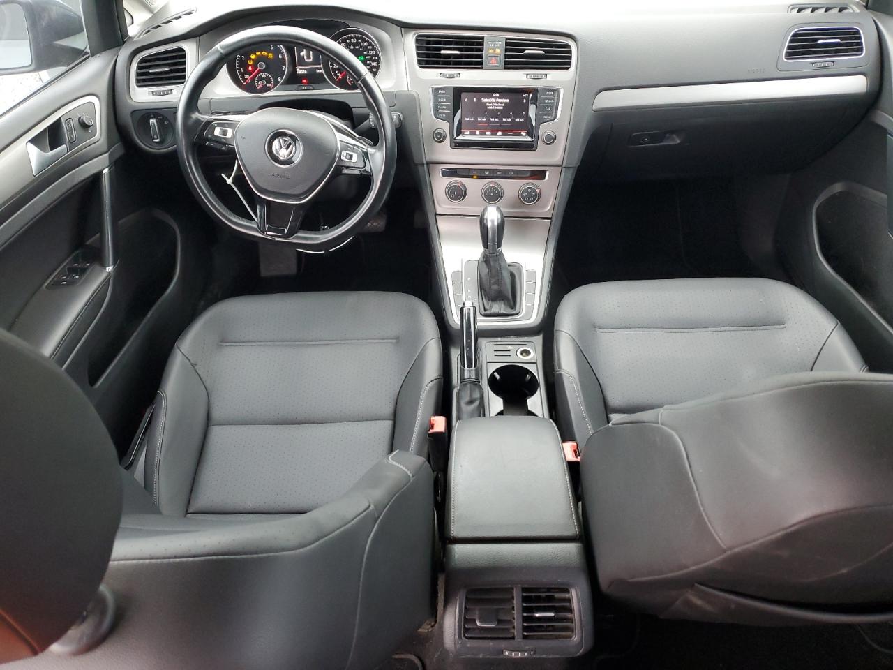 VOLKSWAGEN GOLF SPORTSVAN S