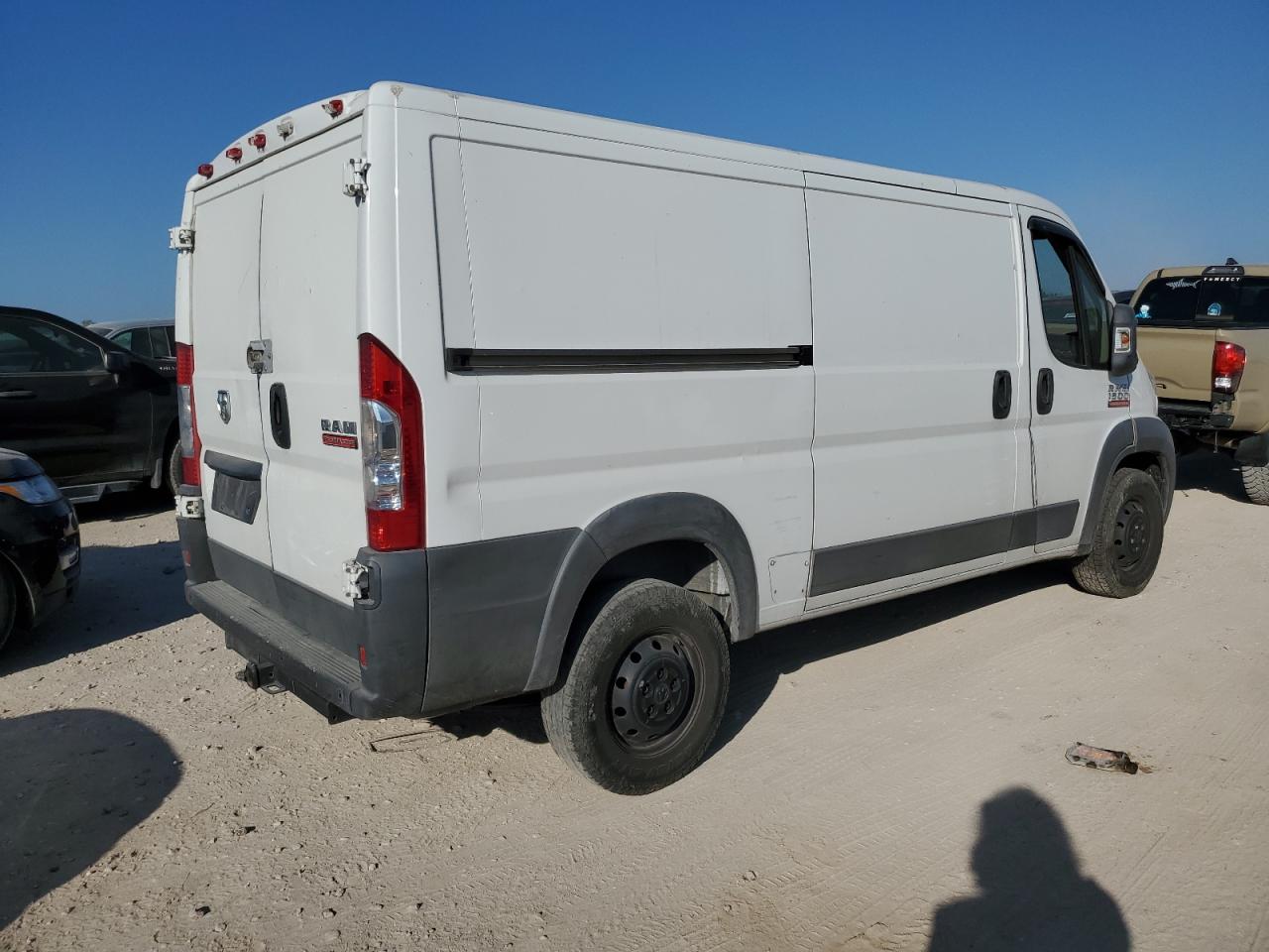 RAM PROMASTER 1500 STANDARD