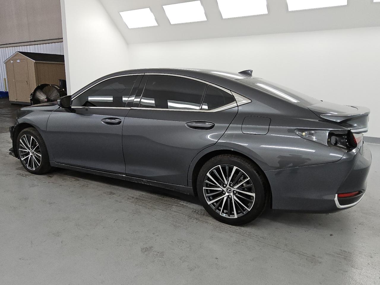 LEXUS ES 300H BASE