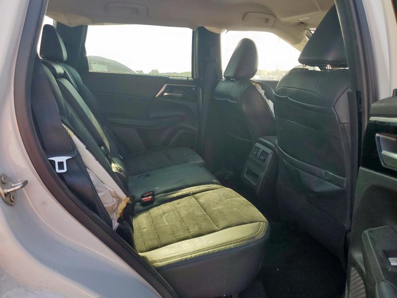 2023 MITSUBISHI OUTLANDER SE - JA4J4UA87PZ026180