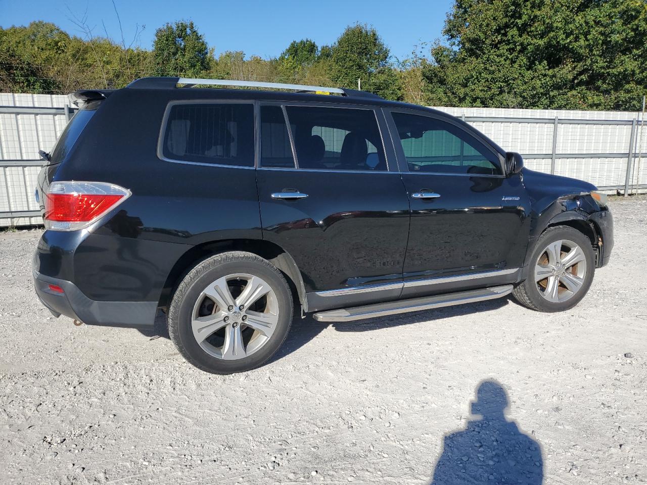 TOYOTA HIGHLANDER LIMITED