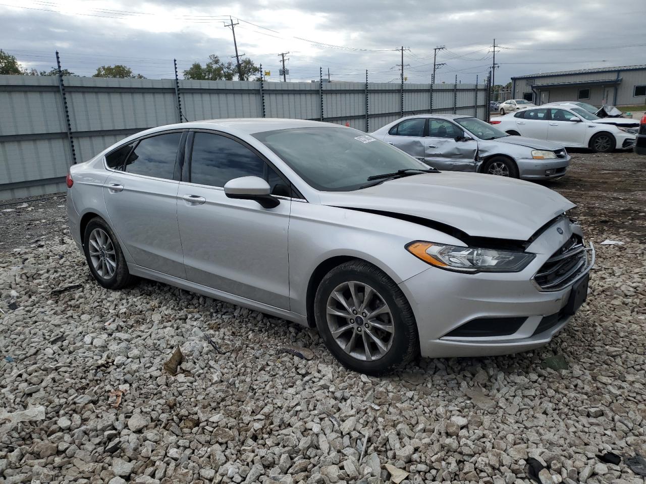 FORD FUSION SE