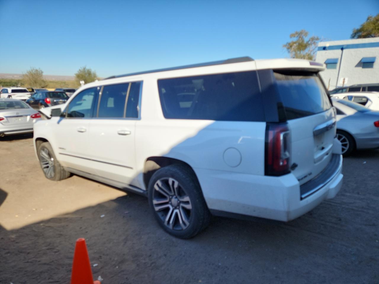 GMC YUKON DENALI
