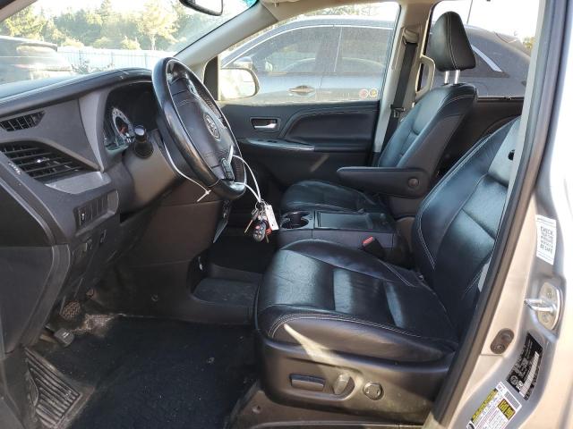 2017 TOYOTA SIENNA SE 5TDXZ3DC1HS801135