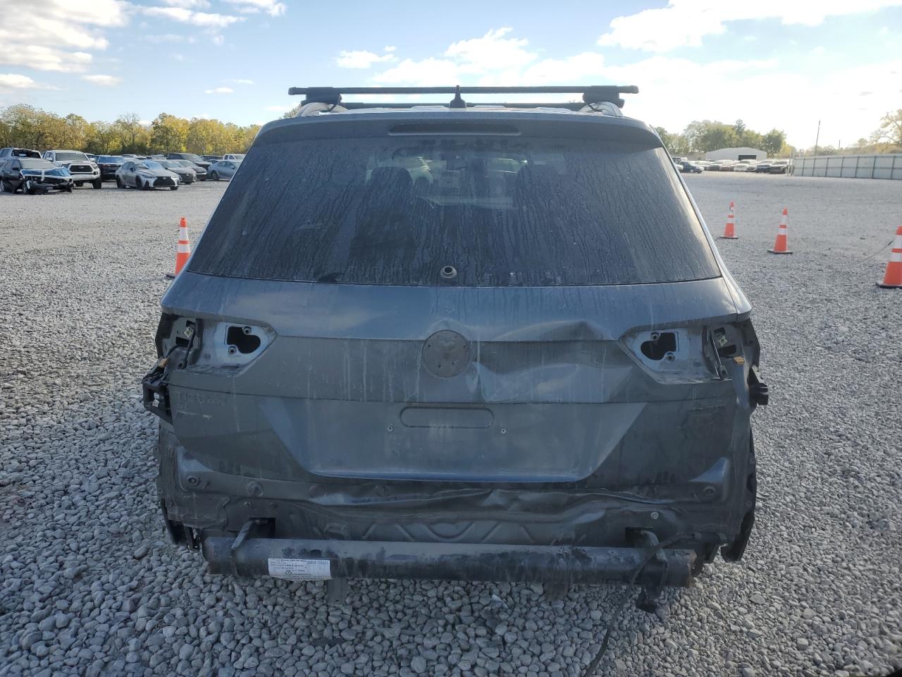 VOLKSWAGEN TIGUAN SE