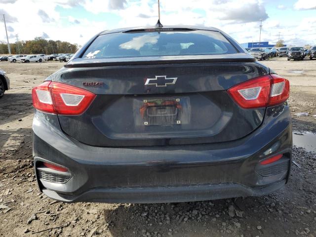 2018 CHEVROLET CRUZE LT 1G1BE5SM1J7125520