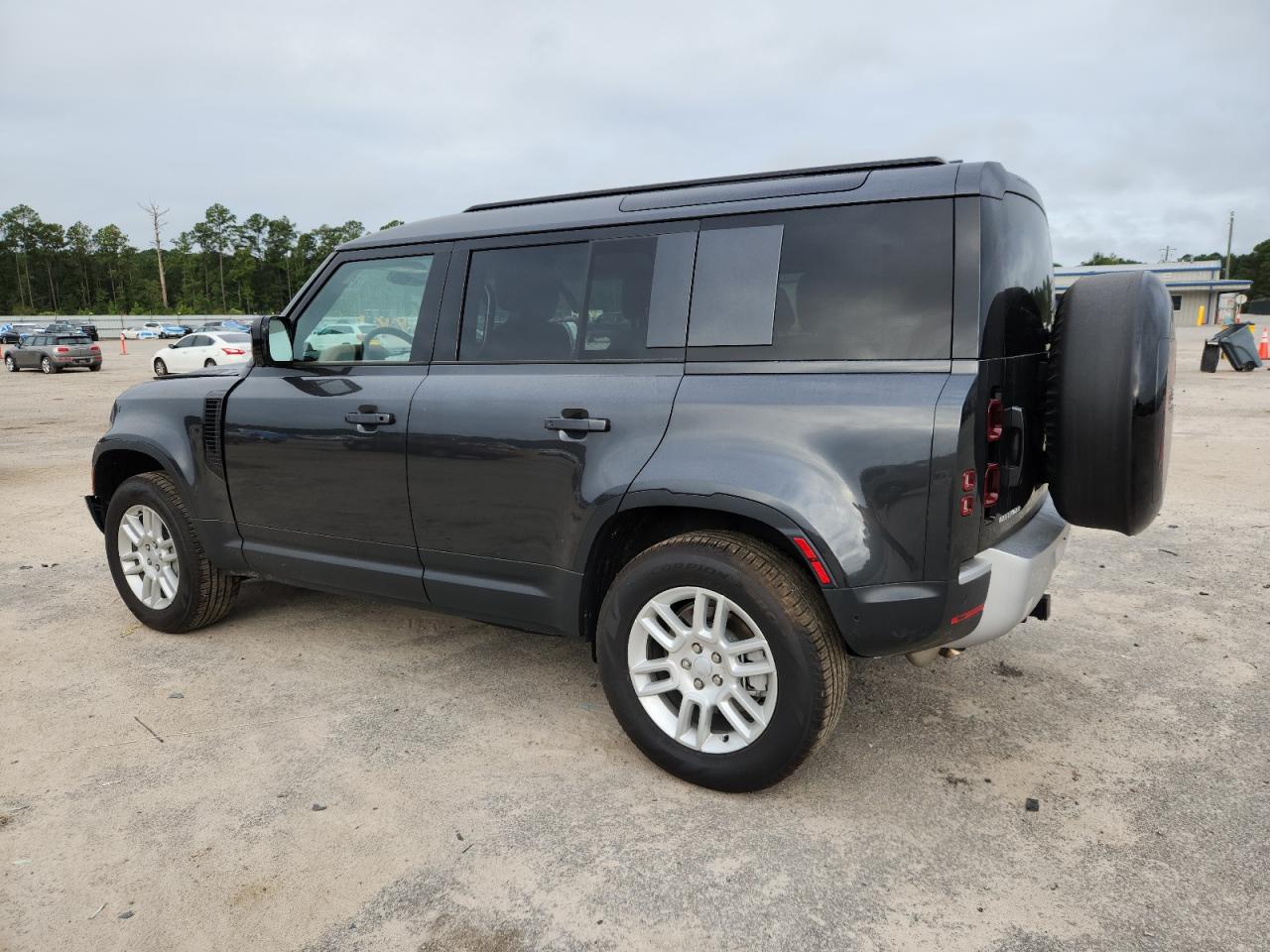 LAND ROVER DEFENDER 110 S