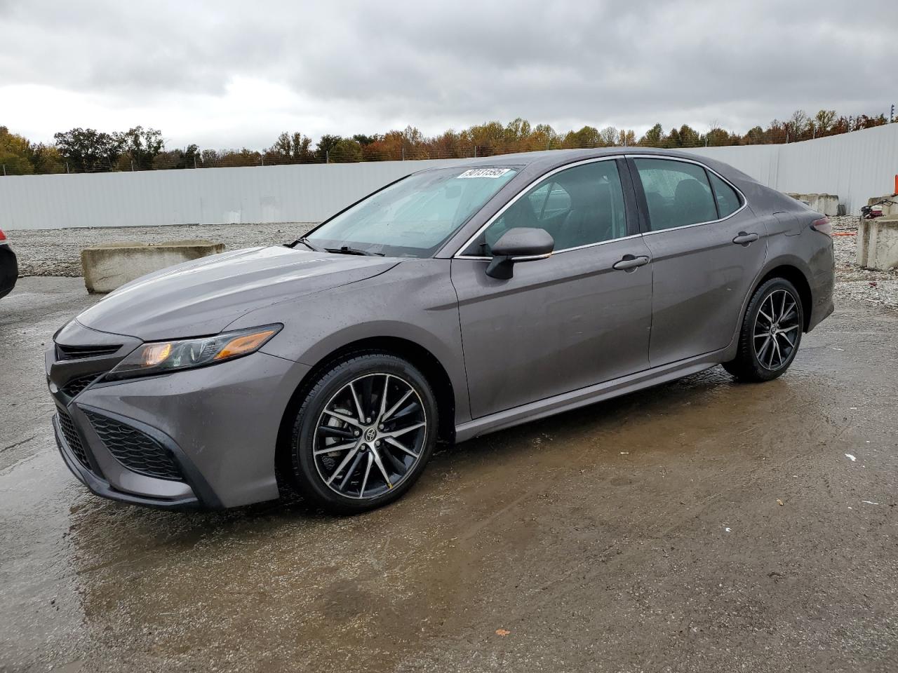 TOYOTA CAMRY SE NIGHT SHADE