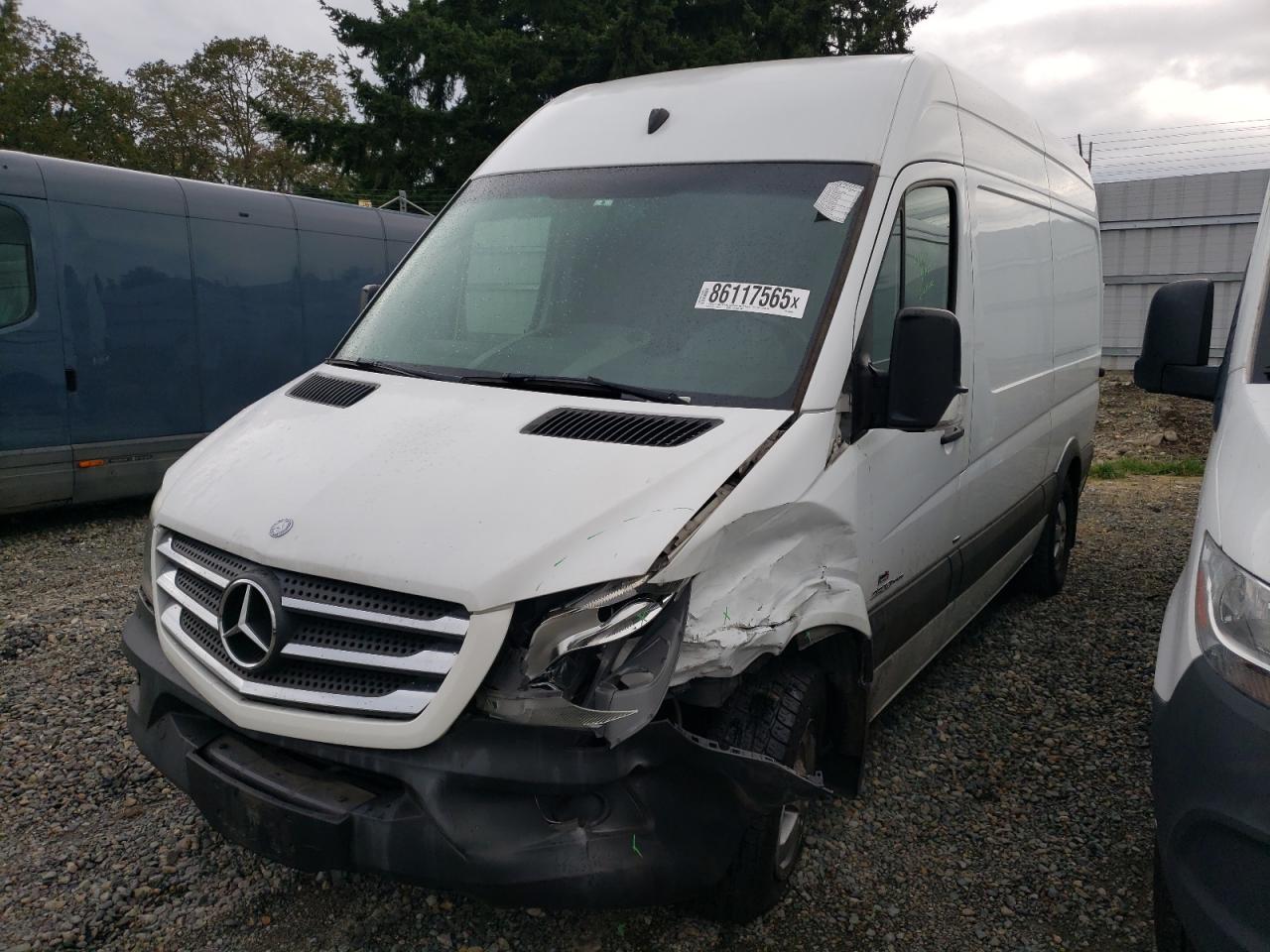 MERCEDES-BENZ SPRINTER 2500