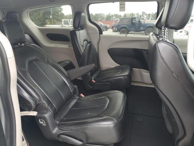 2020 CHRYSLER VOYAGER LX #3282437258