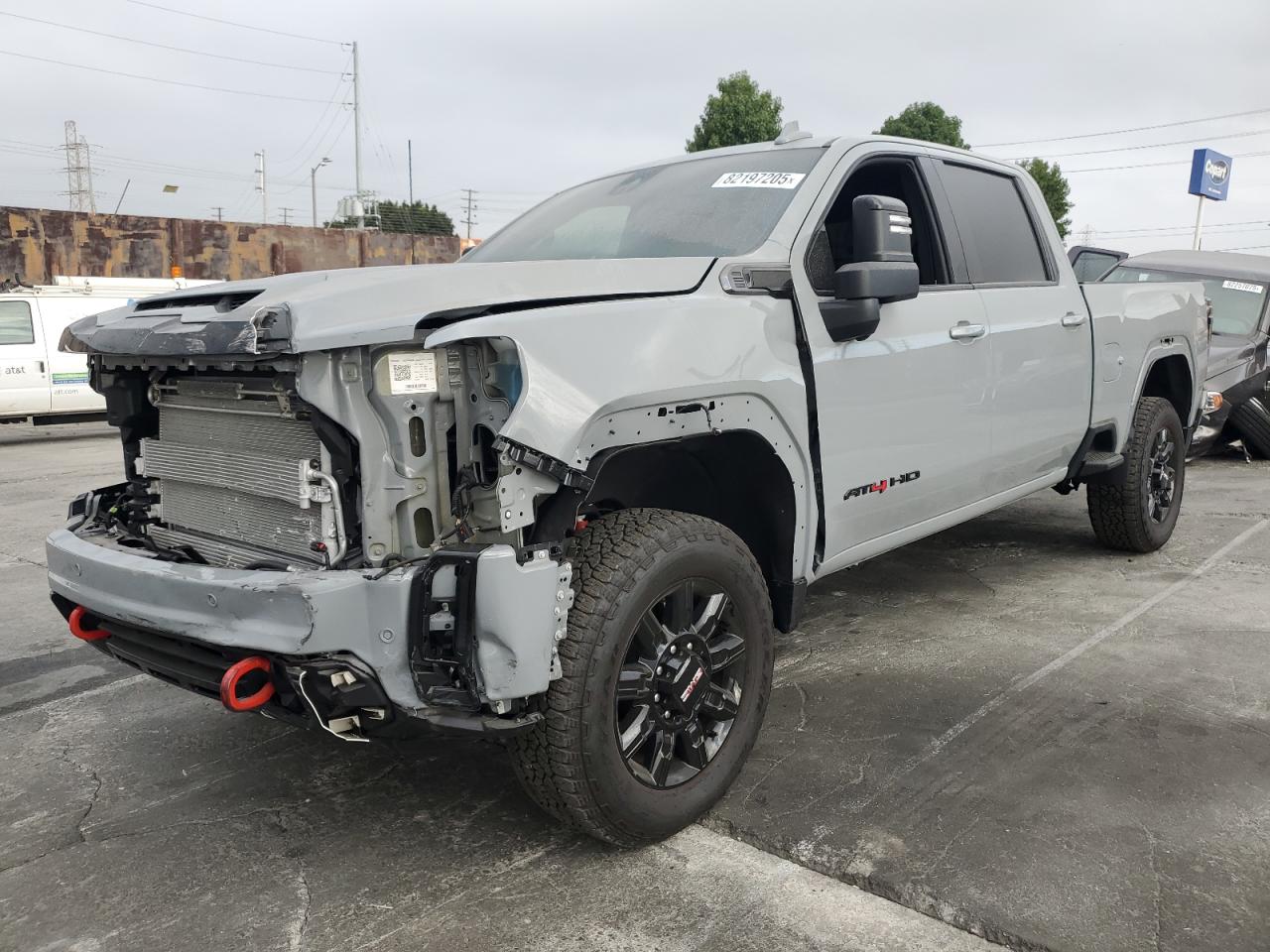 GMC SIERRA K2500 AT4