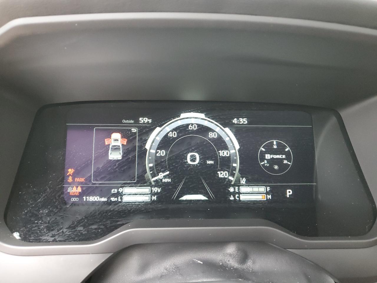 TOYOTA TUNDRA CREWMAX PLATINUM