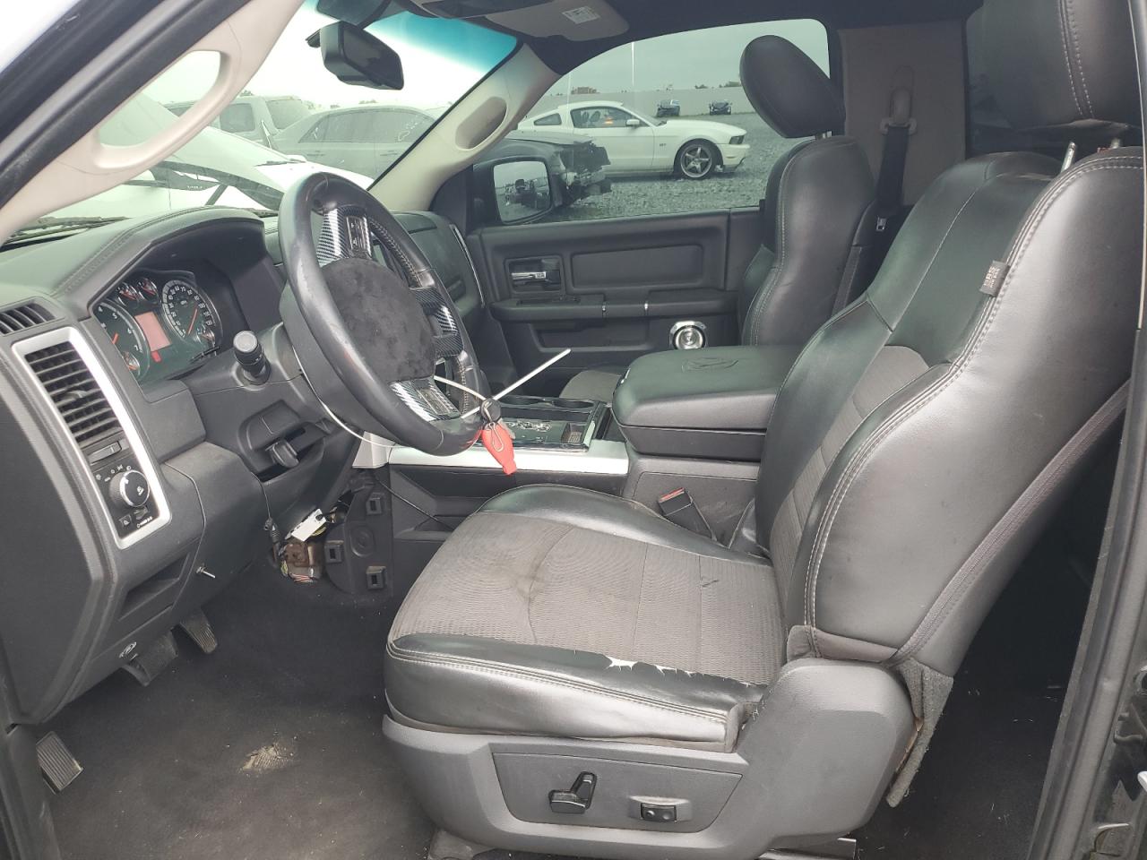 DODGE RAM 1500 SPORT