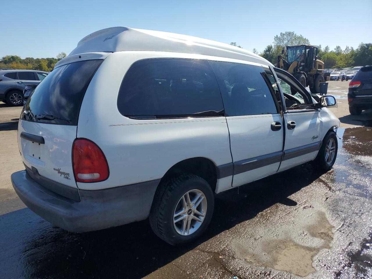 Lot #3310317961 1997 PLYMOUTH GRAND VOYA