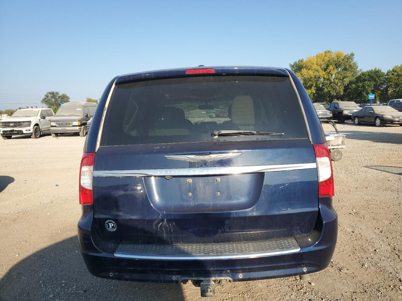 CHRYSLER TOWN & COUNTRY TOURING L