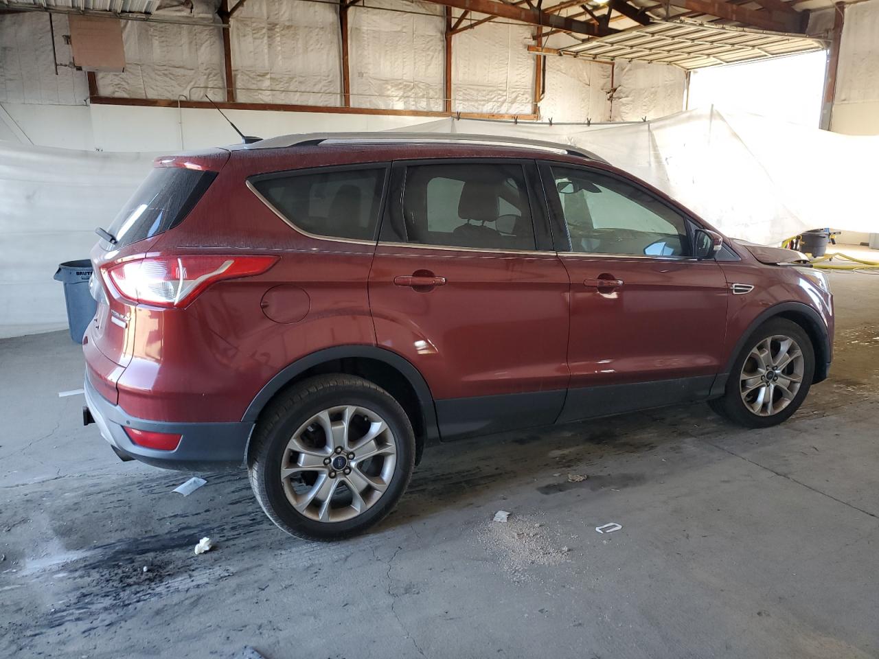 FORD ESCAPE TITANIUM