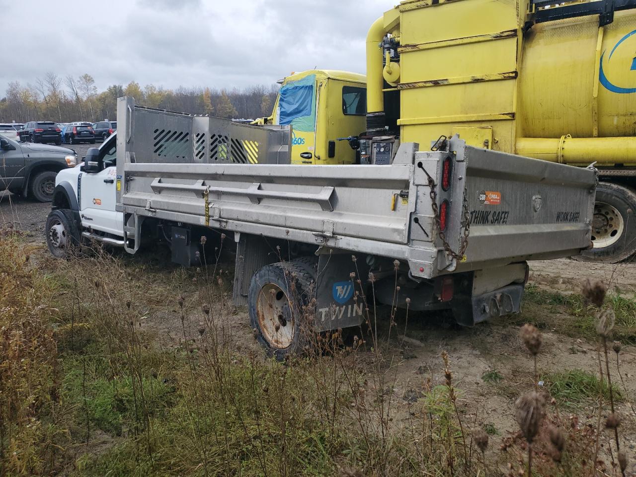 FORD F-550 SUPER DUTY